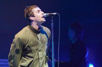 Liam Gallagher quiere reunir a Oasis "por los fans"