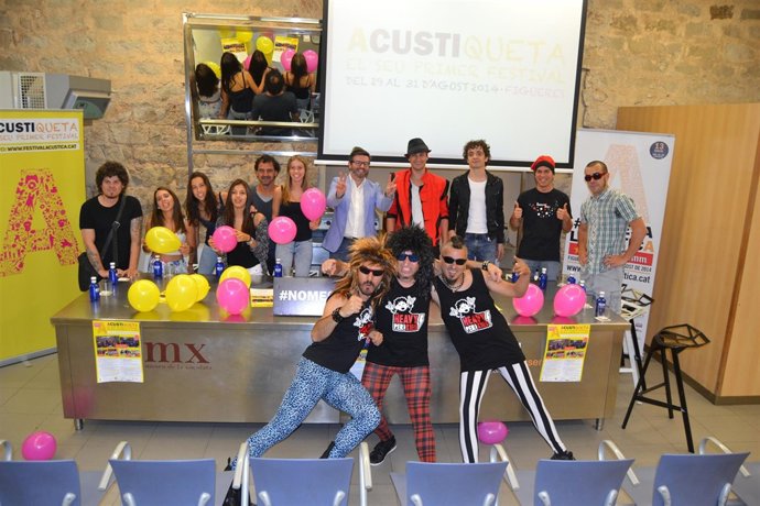 Presentación del festival Acustiqueta del año 2015