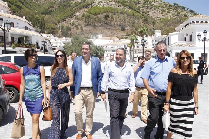 Bendodo y Maldonado en una visita a Mijas 