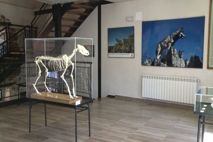 Centro de Visitantes El Lobo