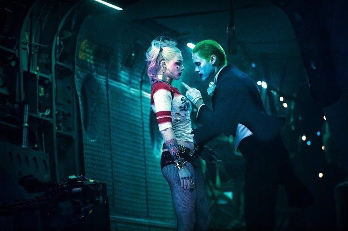 blanco como la nieve hierba elemento Escuadrón Suicida: Así de oscura iba a ser la relación entre el Joker y Harley  Quinn