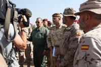 El Parlamento iraquí destituye al ministro de Defensa