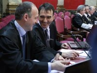 La defensa de Otegi afirma que el TC y el TS "han dicho reiteradamente" que la inhabilitación y la prisión "duran igual"