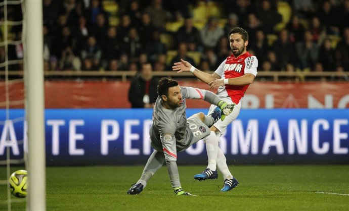 Monaco Joao Moutinho Paris Saint Germain Sirigu