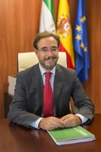 Junta dice que el eje transversal ferroviario de Andalucía "es vital" y pide más inversión