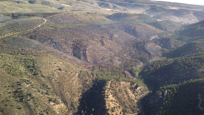 Incendio forestal en Ejulve