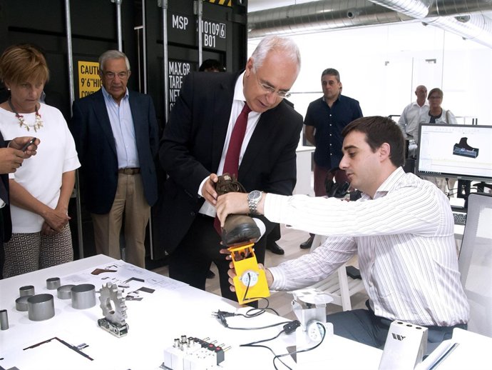 Ceniceros, durante la visita