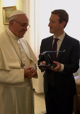 El Papa y Mark Zuckerberg