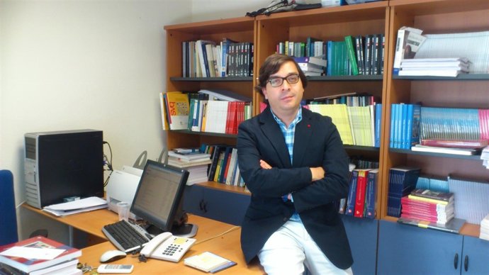 La US analiza la satisfacción en los ciudadanos tras peatonalización. 