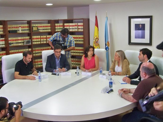 Ángeles Vázquez reunión en Ourense