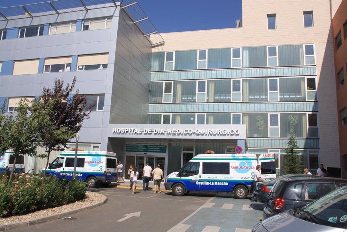 Hospital Mancha Centro, entrada