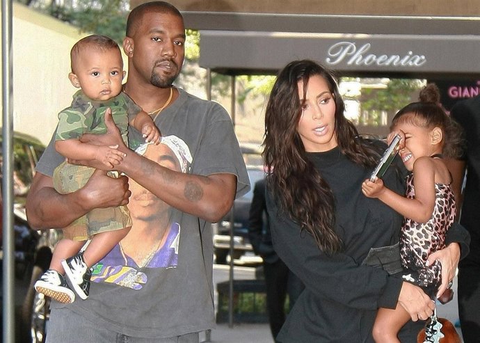 Kanye West, Kim kardashian, North West y Saint West