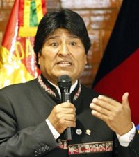 Morales: Bolivia convocará a su embajador en Brasil si prospera el "golpe" contra Rousseff