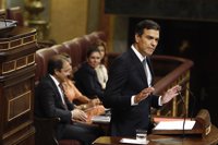 Sánchez arranca la investidura anunciando que votará en contra de la candidatura de Rajoy