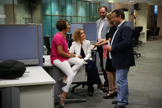 Meritxell Batet presentan  nuevas medidas parlamentarias