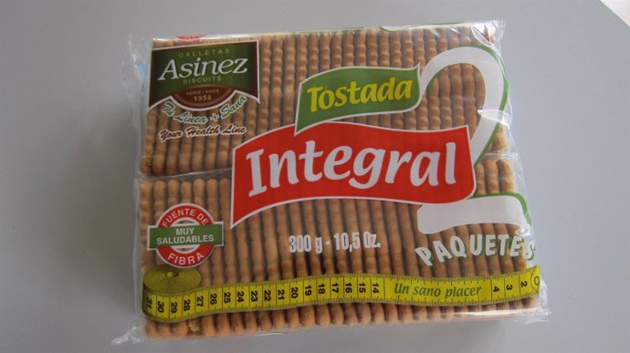 Paquete de galletas producido por la empresa Asinez