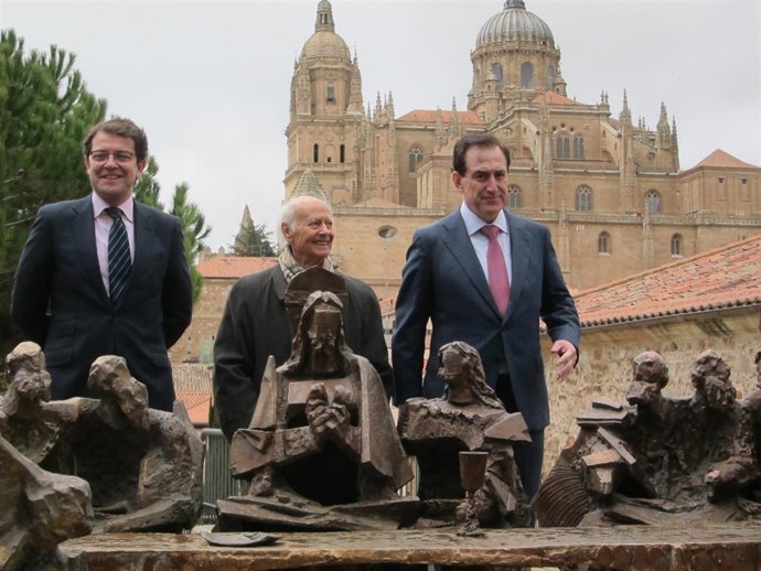 El escultor Venancio Blanco, en Salamanca
