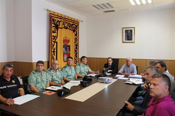 RDO. NOTA DE PRENSA JUNTA LOCAL SEGURIDAD AMPUERO