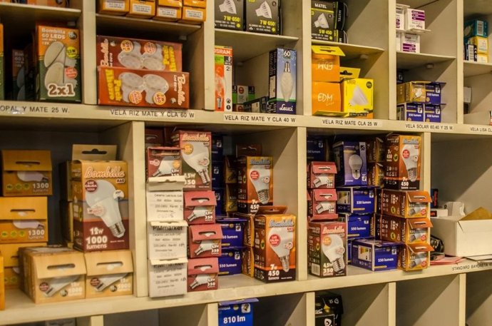 Tiendas electricidad, tienda, material eléctrico, iluminación, consumo