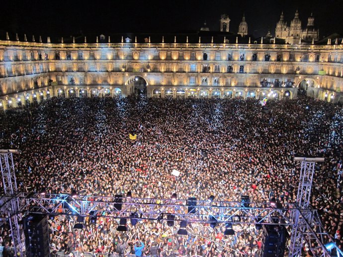 Celebración de una fiesta multitudinaria en la ciudad de Salamanca.