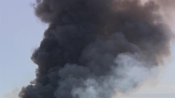 El fuego de Chiloeches tardará varios días en apagarse 