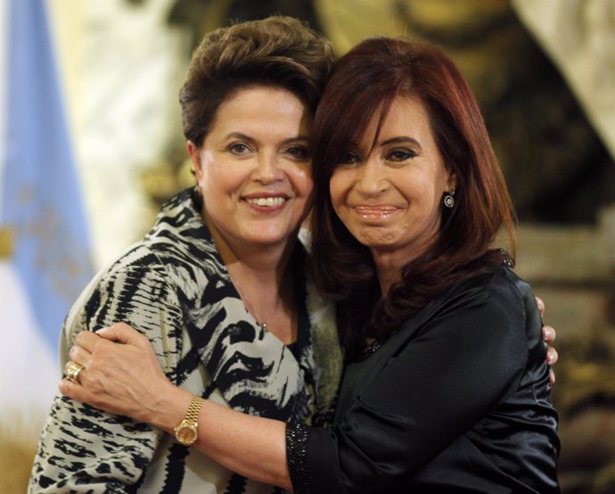 Dilma Rousseff Junto A Cristina Fernández De Kirchner