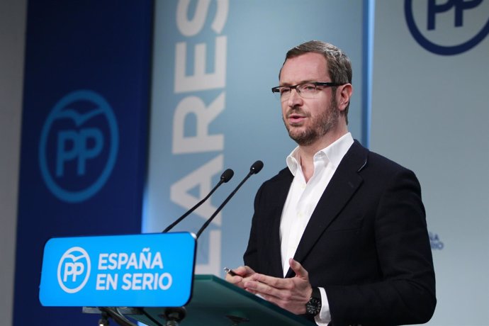 Javier Maroto en la sede del PP