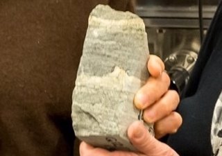 Una roca de 3.700 millones de años que alberga estromatolitos