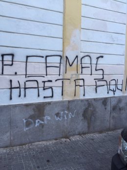 Pintadas contra ediles del Ayuntamiento de Jerez
