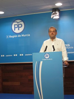 El diputado regional del PP, Javier Iniesta