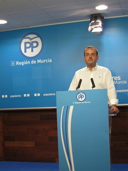 El diputado regional del PP, Javier Iniesta