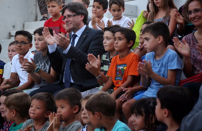 Puigdemont en la inauguración de la escuela El Timó