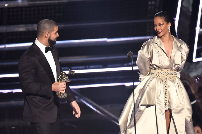 RIHANNA DRAKE