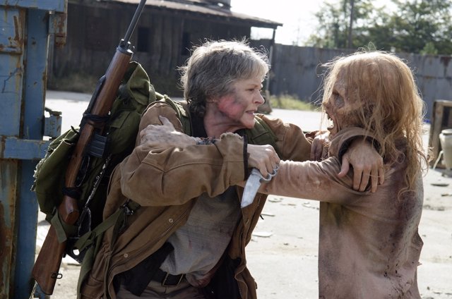 Melissa McBride es Carol Peletier en The Walking Dead