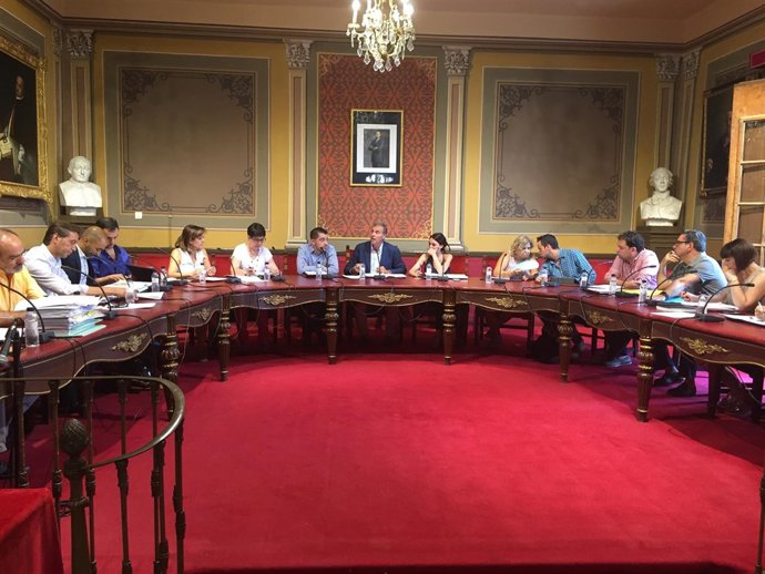 Pleno del Ayuntamiento de Barbastro