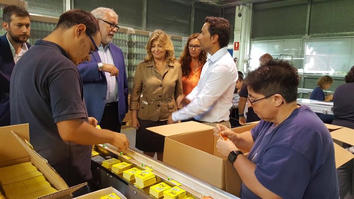 Nota, Foto Y Audio: La Comunidad Beneficiará A Más De 10.000 Personas Con Discap