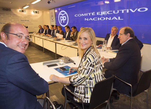 Pedro Antonio Sánchez, en primer plano, en el Comité Ejecutivo Nacional