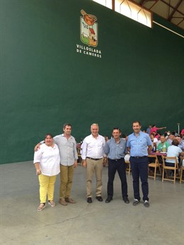 Presidente hermanamiento Villoslada