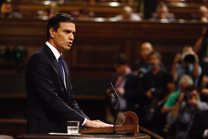 Pedro Sánchez en el debate de investidura de Rajoy
