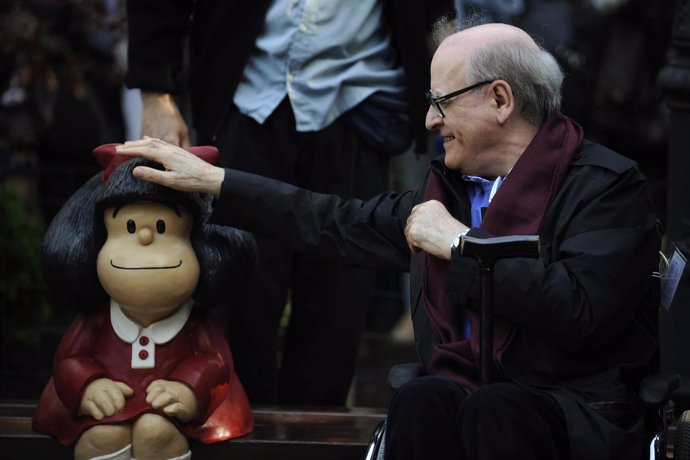 Quino, autor de Mafalda en la ceremonia del Príncipe de Asturias 2014