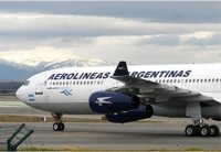 Aerolíneas Argentinas suspende sus vuelos a Caracas "por el panorama social"