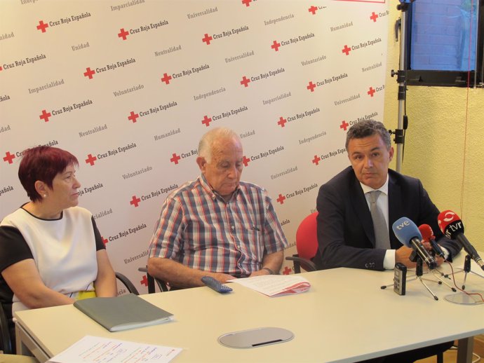 Cruz Roja firma convenio jóvenes con el Gobierno
