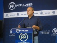 Monago advierte de que España irá "a las cuartas elecciones" si Sánchez sigue en el PSOE