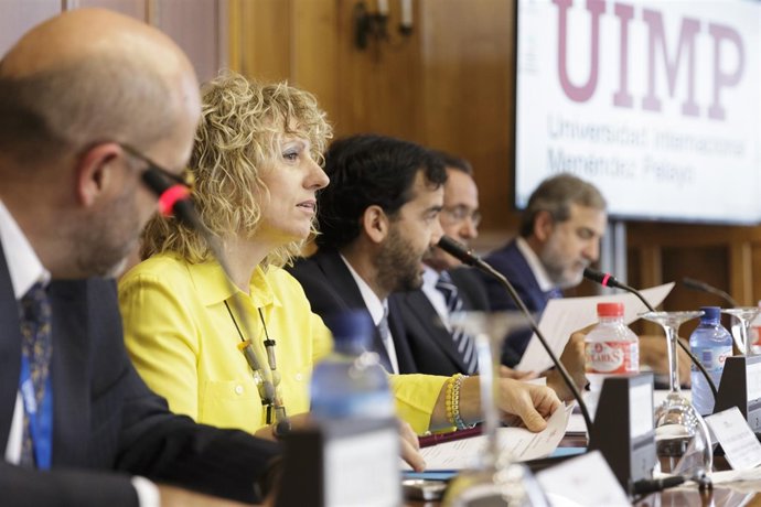 La vicepresidenta en el acto