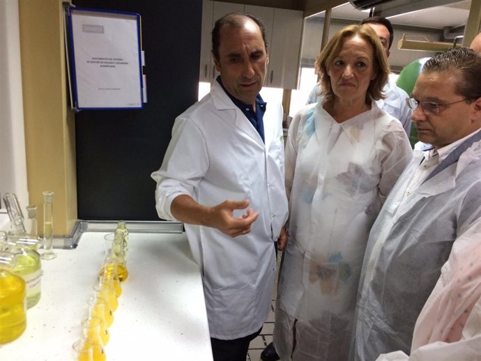 Visita de Carmen Ortiz a la planta de Sovena