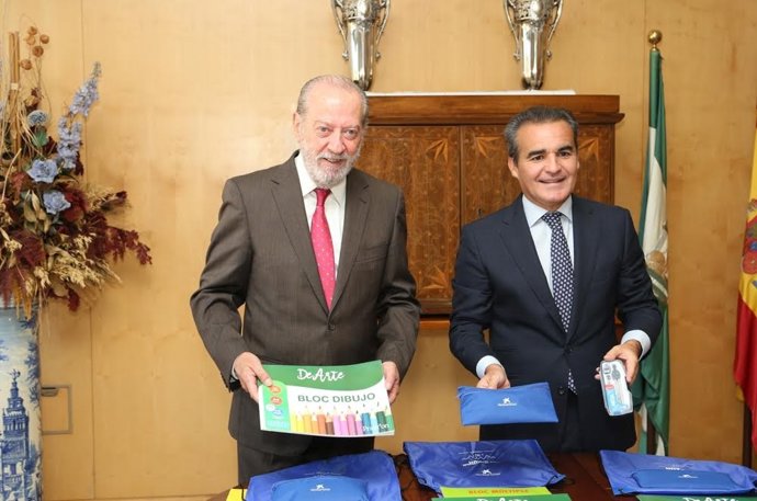 Diputación y La Caixa distribuirán material escolar. 