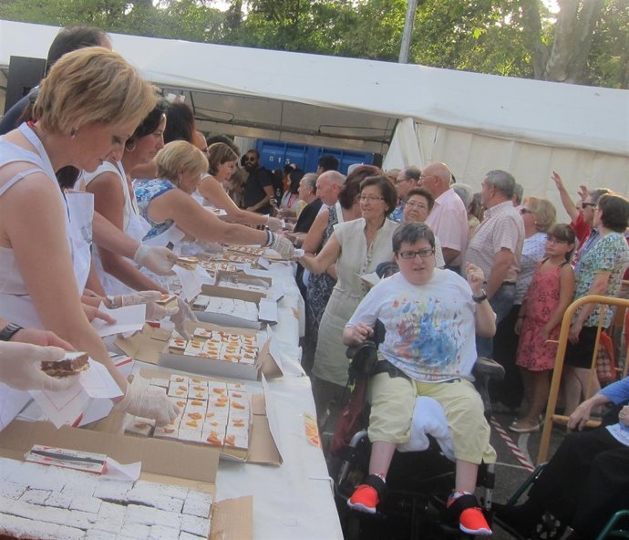 Degustación del Postre de Nuestra Señora de San Lorenzo