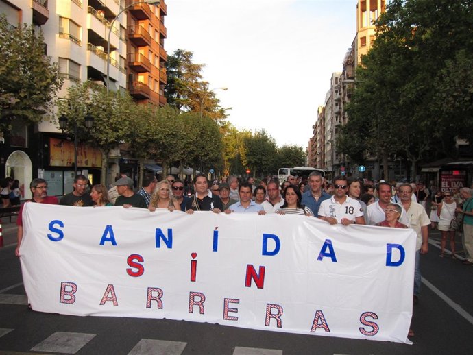 Manifestación por la gratuidad parking San Pedro