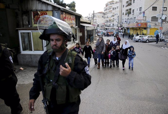 Soldados israelíes en Jerusalén Este