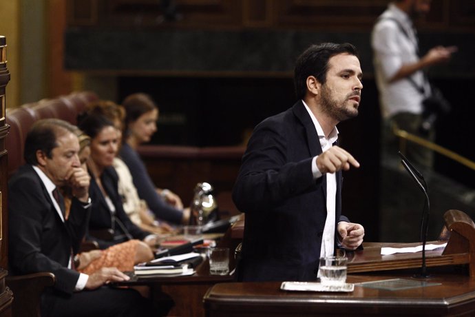 Garzón en el debate de investidura en el Congreso